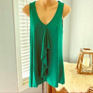 CUPIO emerald GREEN sleeveless blouse! EUC!